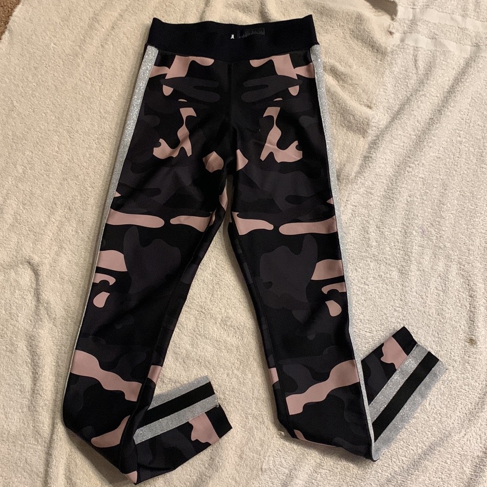Ultracor pink camo leggings